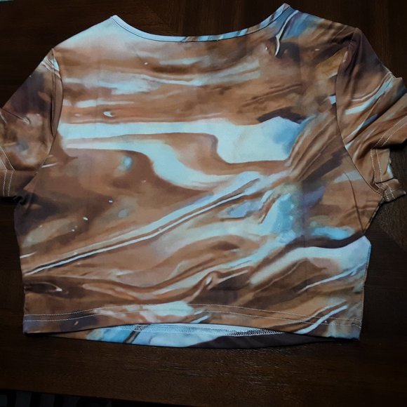 SALE NWOT Tie Dye Crop Tee Shirt Sz M - Picture 7 of 9